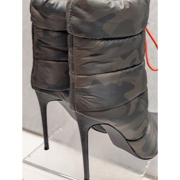 NWOB Steve Madden Clock Camo Puffer Drawstring Stilleto High Heel Boots Size 8 - Picture 6 of 11